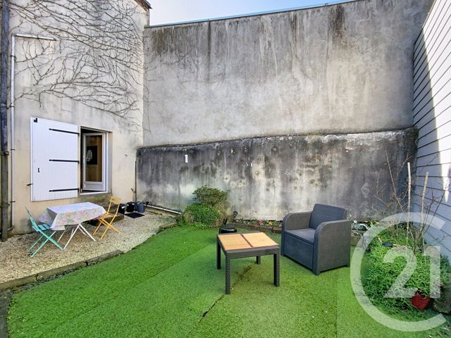 Appartement T3 à vendre - 4 pièces - 63.45 m2 - CHOLET - 49 - PAYS-DE-LOIRE - Century 21 Les Arcades