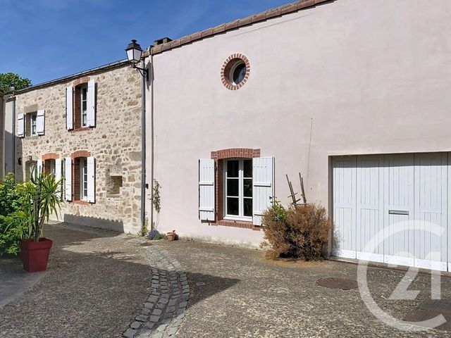 maison à vendre - 5 pièces - 95.9 m2 - MORTAGNE SUR SEVRE - 85 - PAYS-DE-LOIRE - Century 21 Les Arcades