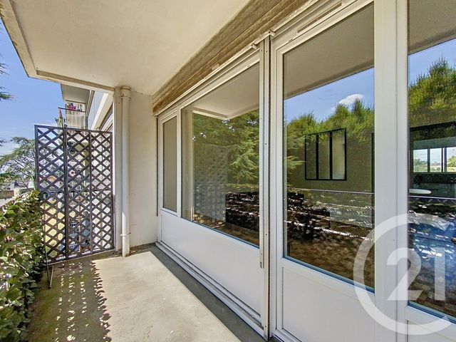 Appartement T3 à vendre - 3 pièces - 60.4 m2 - CHOLET - 49 - PAYS-DE-LOIRE - Century 21 Les Arcades