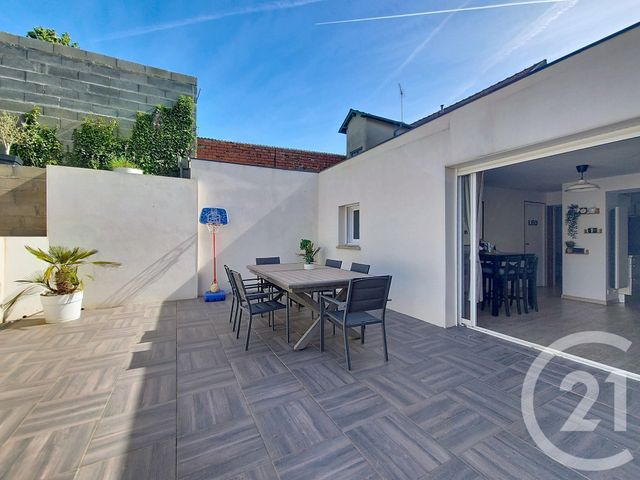 maison à vendre - 5 pièces - 87.0 m2 - BEAUPREAU EN MAUGES - 49 - PAYS-DE-LOIRE - Century 21 Les Arcades