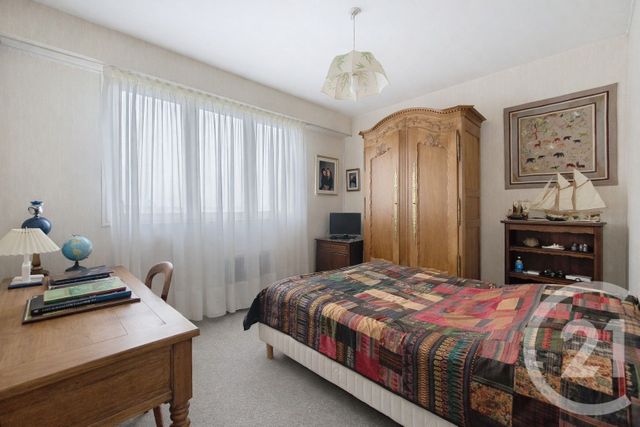 Appartement T5 à vendre - 5 pièces - 119.75 m2 - CHOLET - 49 - PAYS-DE-LOIRE - Century 21 Les Arcades