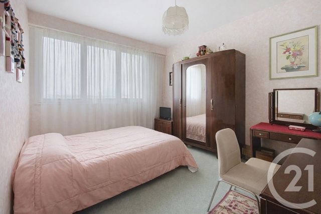 Appartement T5 à vendre - 5 pièces - 119.75 m2 - CHOLET - 49 - PAYS-DE-LOIRE - Century 21 Les Arcades