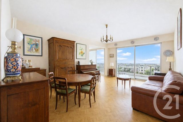 Appartement T5 à vendre - 5 pièces - 119.75 m2 - CHOLET - 49 - PAYS-DE-LOIRE - Century 21 Les Arcades