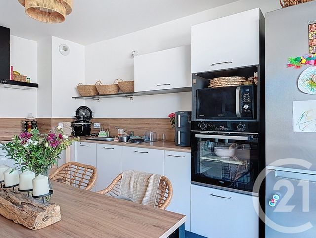 Appartement T3 à louer - 3 pièces - 62.42 m2 - CHOLET - 49 - PAYS-DE-LOIRE - Century 21 Les Arcades