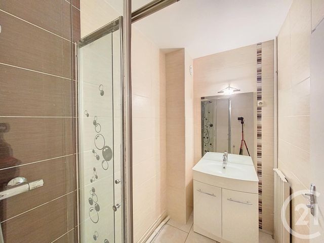 Appartement T2 à louer - 2 pièces - 45.0 m2 - CHOLET - 49 - PAYS-DE-LOIRE - Century 21 Les Arcades