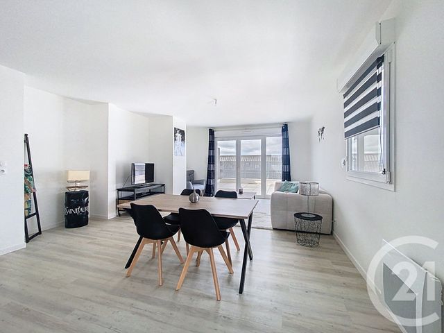Appartement F3 à louer - 3 pièces - 76.95 m2 - CHOLET - 49 - PAYS-DE-LOIRE - Century 21 Les Arcades