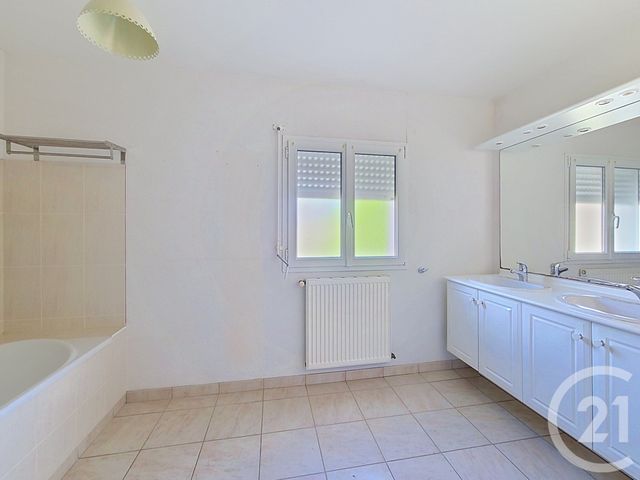 maison à vendre - 6 pièces - 153.47 m2 - CHOLET - 49 - PAYS-DE-LOIRE - Century 21 Les Arcades