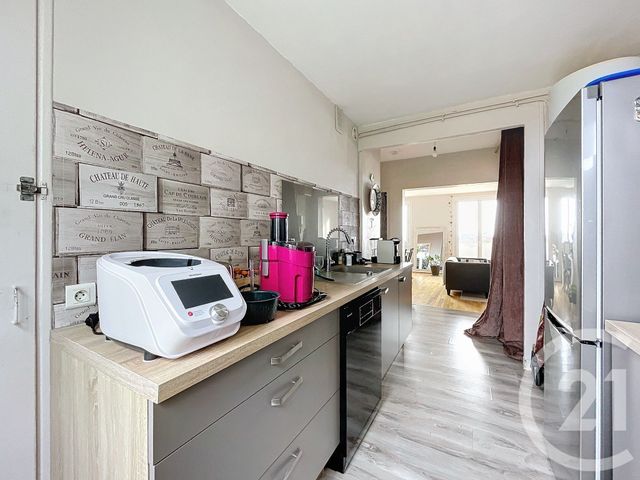 Appartement T3 à vendre - 3 pièces - 69.7 m2 - CHOLET - 49 - PAYS-DE-LOIRE - Century 21 Les Arcades