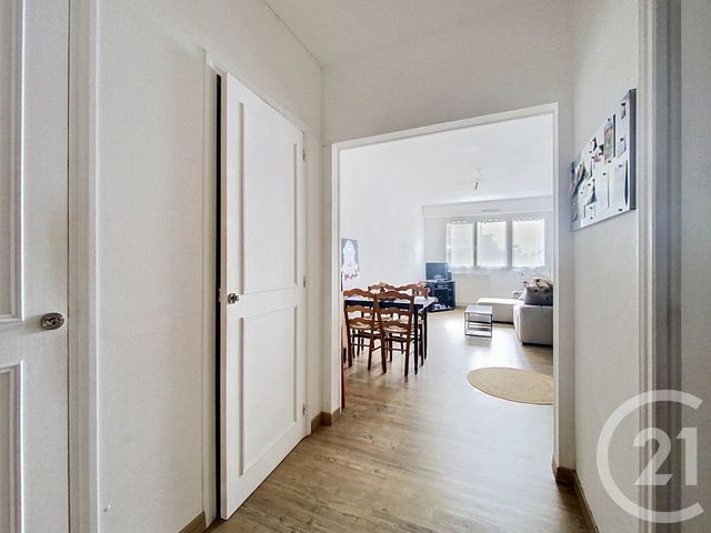 Appartement à louer - 2 pièces - 45.75 m2 - CHOLET - 49 - PAYS-DE-LOIRE - Century 21 Les Arcades