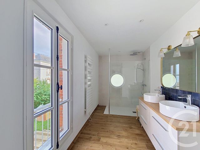 maison à vendre - 12 pièces - 285.0 m2 - CHOLET - 49 - PAYS-DE-LOIRE - Century 21 Les Arcades