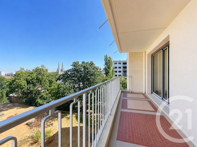 Appartement F3 à vendre - 4 pièces - 90.9 m2 - CHOLET - 49 - PAYS-DE-LOIRE - Century 21 Les Arcades