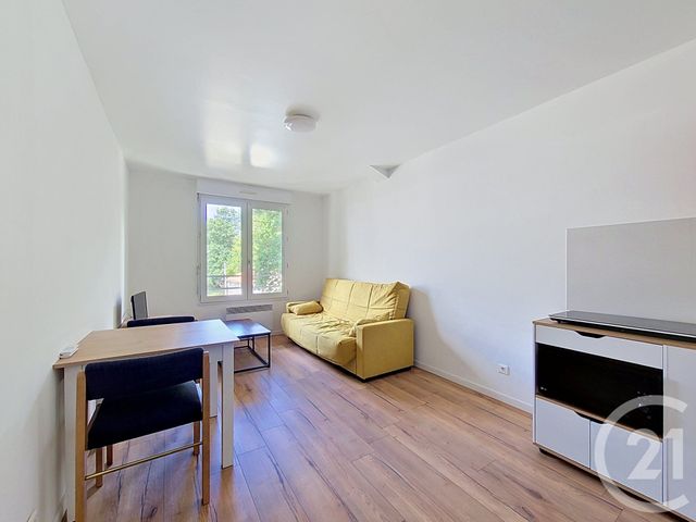 Appartement Studio à vendre - 1 pièce - 25.34 m2 - CHOLET - 49 - PAYS-DE-LOIRE - Century 21 Les Arcades