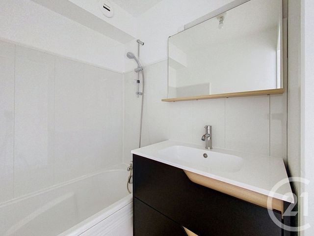 Appartement Studio à louer - 1 pièce - 24.22 m2 - CHOLET - 49 - PAYS-DE-LOIRE - Century 21 Les Arcades