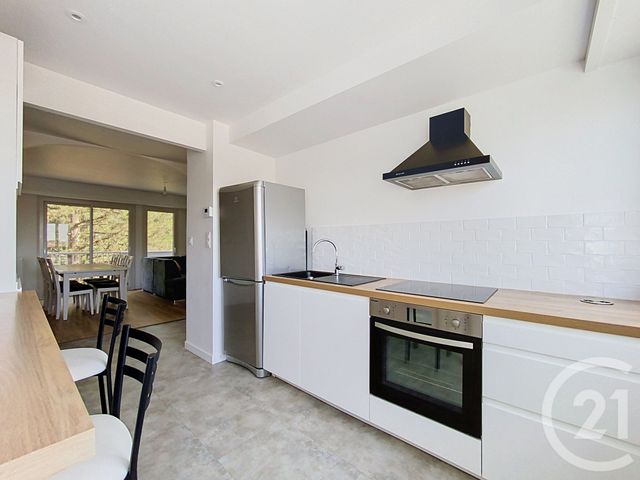 Appartement T4 à louer - 4 pièces - 75.66 m2 - CHOLET - 49 - PAYS-DE-LOIRE - Century 21 Les Arcades