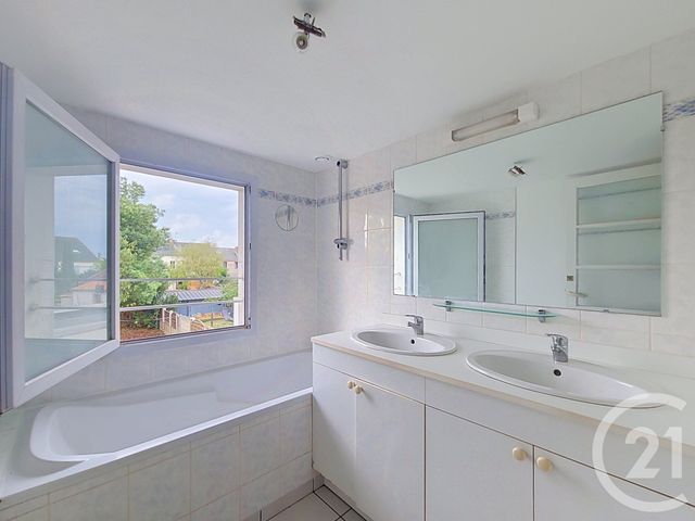 maison à vendre - 5 pièces - 97.0 m2 - CHOLET - 49 - PAYS-DE-LOIRE - Century 21 Les Arcades
