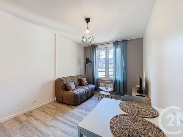 Appartement Studio à louer - 1 pièce - 19.7 m2 - CHOLET - 49 - PAYS-DE-LOIRE - Century 21 Les Arcades