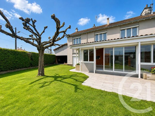 maison à vendre - 7 pièces - 138.0 m2 - LE MAY SUR EVRE - 49 - PAYS-DE-LOIRE - Century 21 Les Arcades