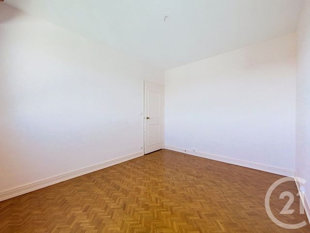 Appartement à louer - 4 pièces - 102.0 m2 - CHOLET - 49 - PAYS-DE-LOIRE - Century 21 Les Arcades