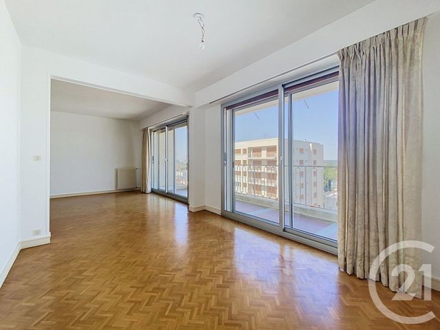 Appartement à louer - 4 pièces - 102.0 m2 - CHOLET - 49 - PAYS-DE-LOIRE - Century 21 Les Arcades