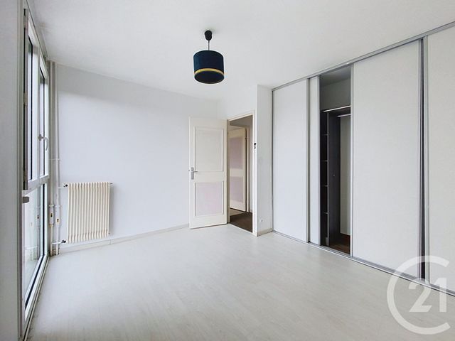 Appartement à louer - 4 pièces - 77.85 m2 - CHOLET - 49 - PAYS-DE-LOIRE - Century 21 Les Arcades