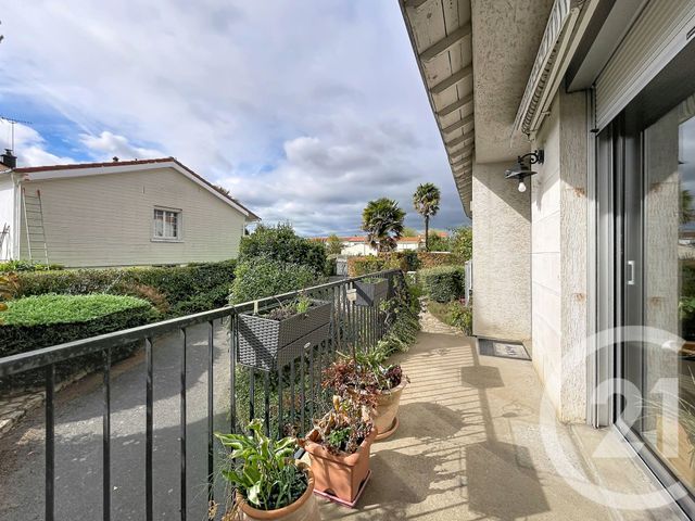 maison à vendre - 6 pièces - 130.0 m2 - CHOLET - 49 - PAYS-DE-LOIRE - Century 21 Les Arcades