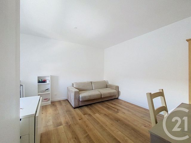 Appartement Studio à louer - 1 pièce - 17.38 m2 - CHOLET - 49 - PAYS-DE-LOIRE - Century 21 Les Arcades