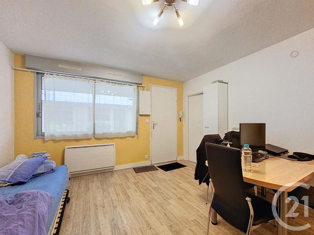 Appartement Studio à louer - 1 pièce - 26.15 m2 - CHOLET - 49 - PAYS-DE-LOIRE - Century 21 Les Arcades