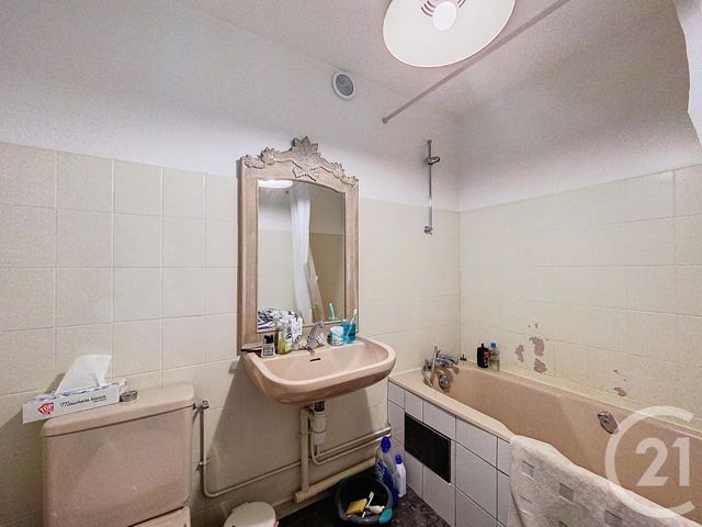 Appartement Studio à louer - 1 pièce - 26.15 m2 - CHOLET - 49 - PAYS-DE-LOIRE - Century 21 Les Arcades