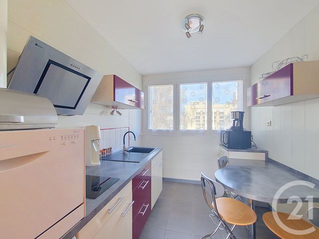 Appartement T3 à vendre - 4 pièces - 56.05 m2 - CHOLET - 49 - PAYS-DE-LOIRE - Century 21 Les Arcades