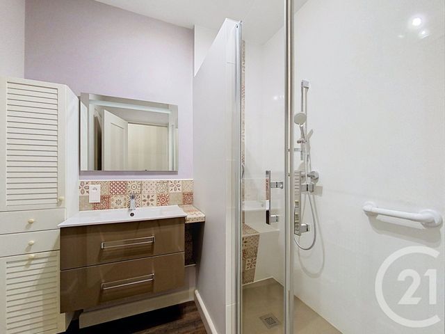 Appartement T4 à louer - 4 pièces - 101.0 m2 - CHOLET - 49 - PAYS-DE-LOIRE - Century 21 Les Arcades