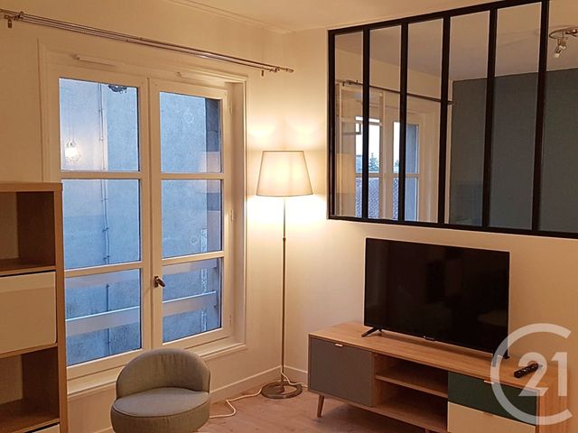 Appartement Studio à louer - 2 pièces - 29.0 m2 - CHOLET - 49 - PAYS-DE-LOIRE - Century 21 Les Arcades