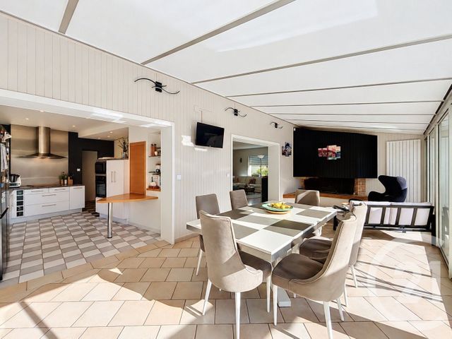 maison à vendre - 8 pièces - 213.54 m2 - LE MAY SUR EVRE - 49 - PAYS-DE-LOIRE - Century 21 Les Arcades