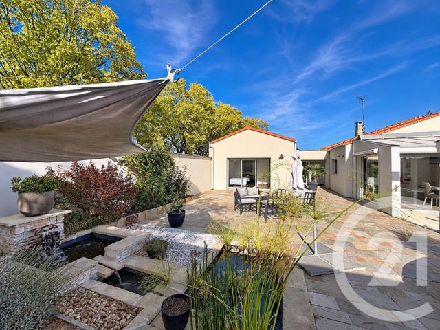 maison à vendre - 8 pièces - 213.54 m2 - LE MAY SUR EVRE - 49 - PAYS-DE-LOIRE - Century 21 Les Arcades