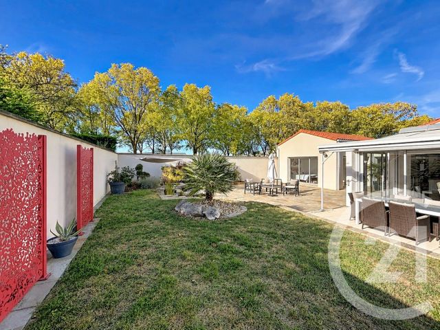 maison à vendre - 8 pièces - 213.54 m2 - LE MAY SUR EVRE - 49 - PAYS-DE-LOIRE - Century 21 Les Arcades