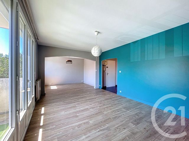 Appartement T3 à louer - 3 pièces - 73.25 m2 - CHOLET - 49 - PAYS-DE-LOIRE - Century 21 Les Arcades