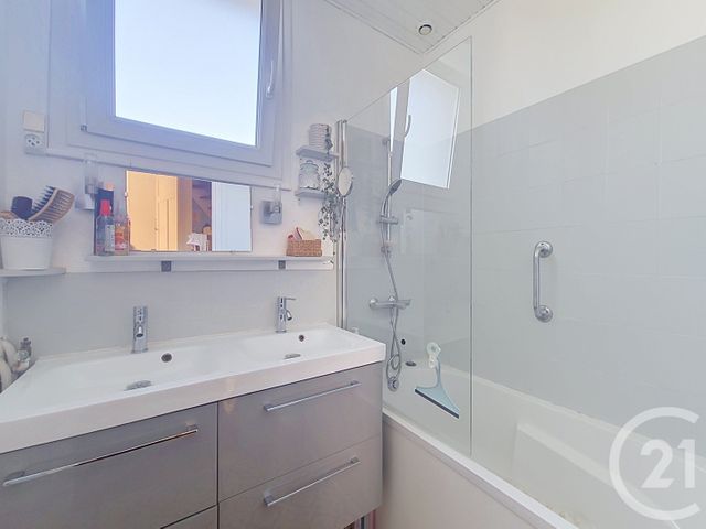 maison à vendre - 8 pièces - 142.0 m2 - CHOLET - 49 - PAYS-DE-LOIRE - Century 21 Les Arcades