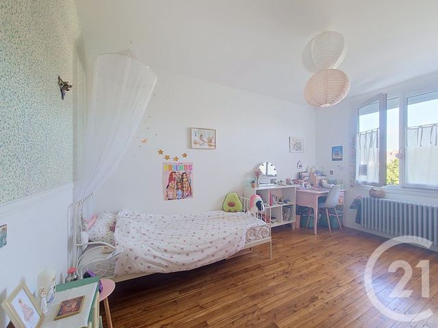 maison à vendre - 8 pièces - 142.0 m2 - CHOLET - 49 - PAYS-DE-LOIRE - Century 21 Les Arcades