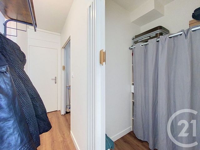 Appartement Studio à vendre - 1 pièce - 27.3 m2 - CHOLET - 49 - PAYS-DE-LOIRE - Century 21 Les Arcades